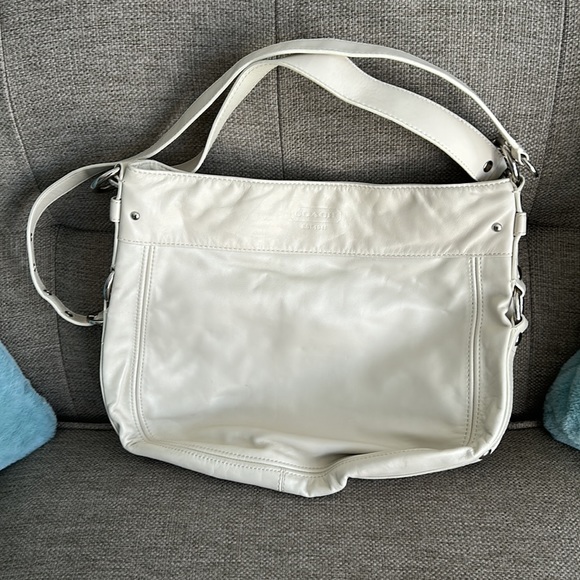 Large Coach Crossbody/hobo bag - Picture 3 of 4